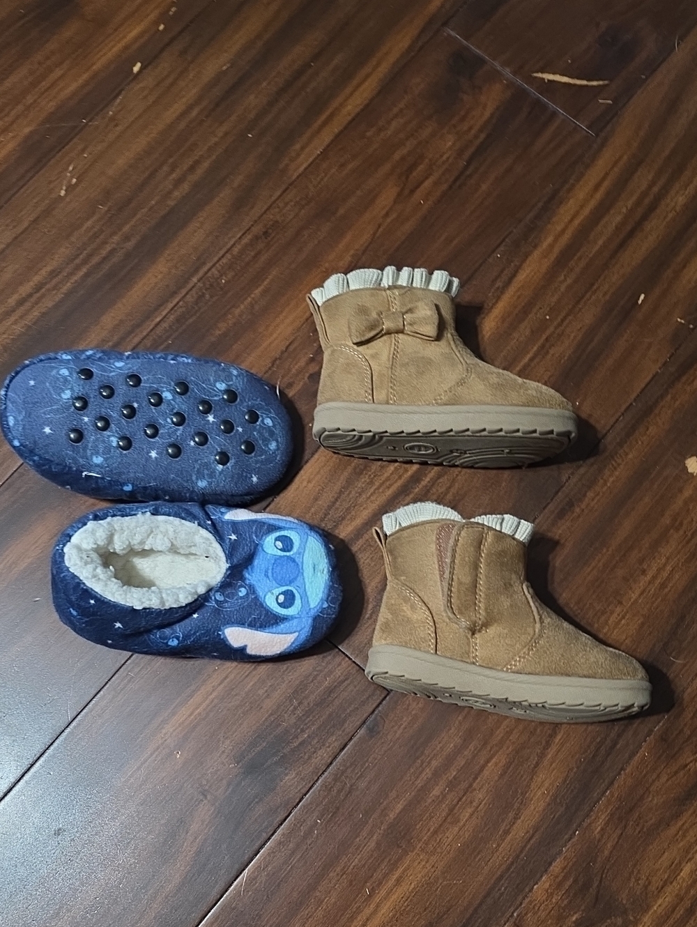 Kids Tan Fringe Bow Boots - Brand Unknown